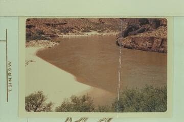 Down river from Mile 194. The lava remnants at upper right appear in Fletcher's 5-14 in the distance