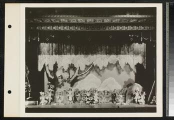 Go to image 33.