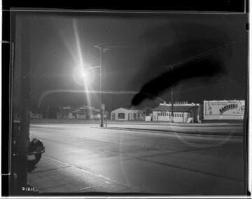 Sodium vapor light