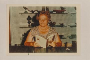 Pearl Baker. Green River, Utah, at the signing of the Loper biography
