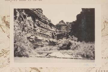 Side canyon of Stillwater Canyon. Mile 17, right bank?
